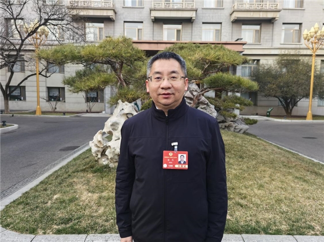 AI普及行动正当时，金蝶“AI灯塔应用场景”成全国两会标杆案例